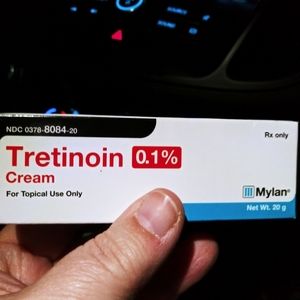 COPY - Retinol cream blemish stretch marks wrinkles